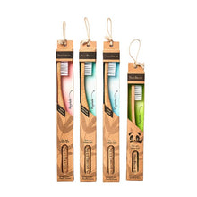 Afbeelding in Gallery-weergave laden, De soft, medium, hard en kids bamboe tandenborstels op een rij in de verpakking.